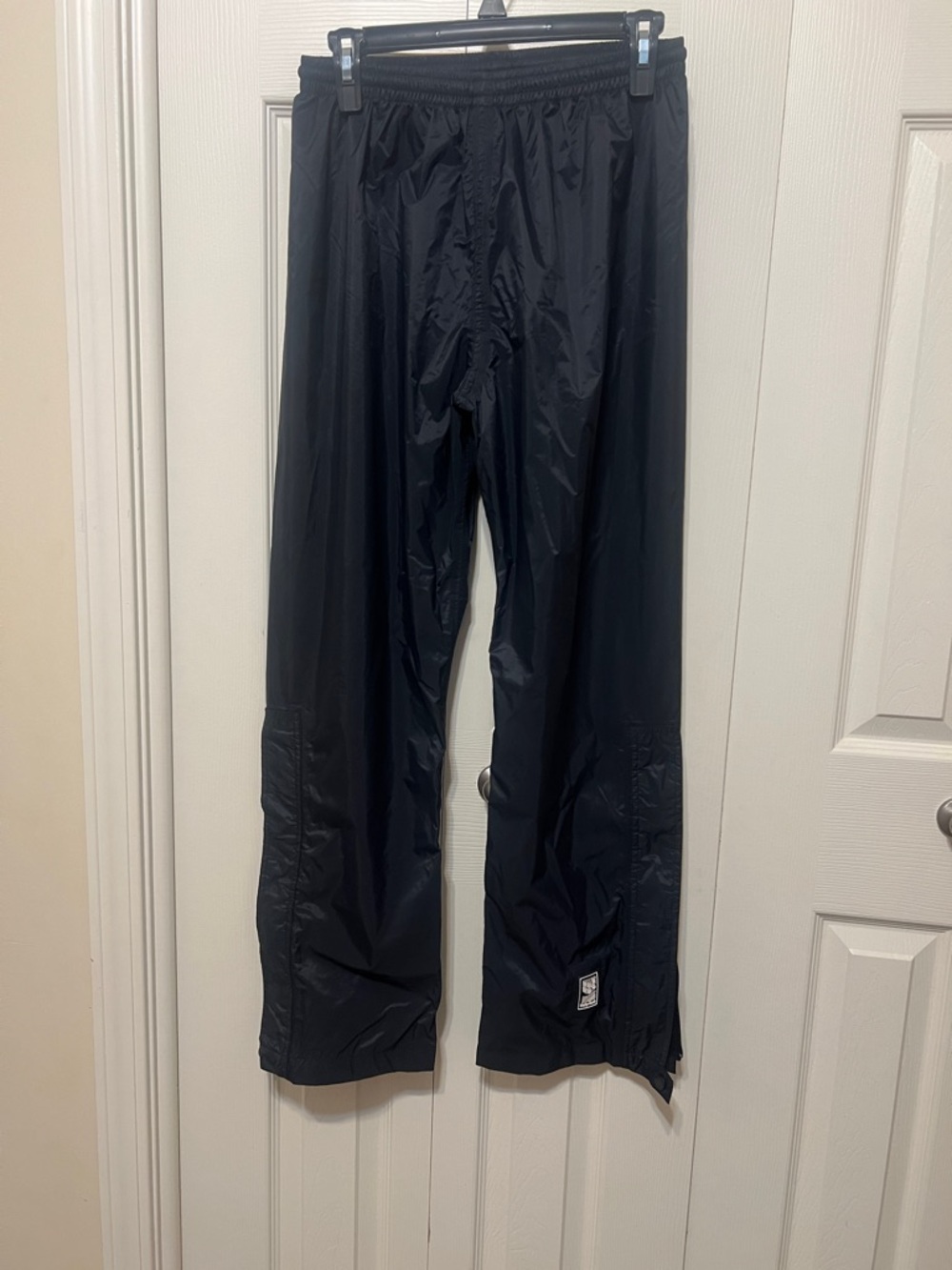 Helly Hansen Black Lightweight Rain Pants.
